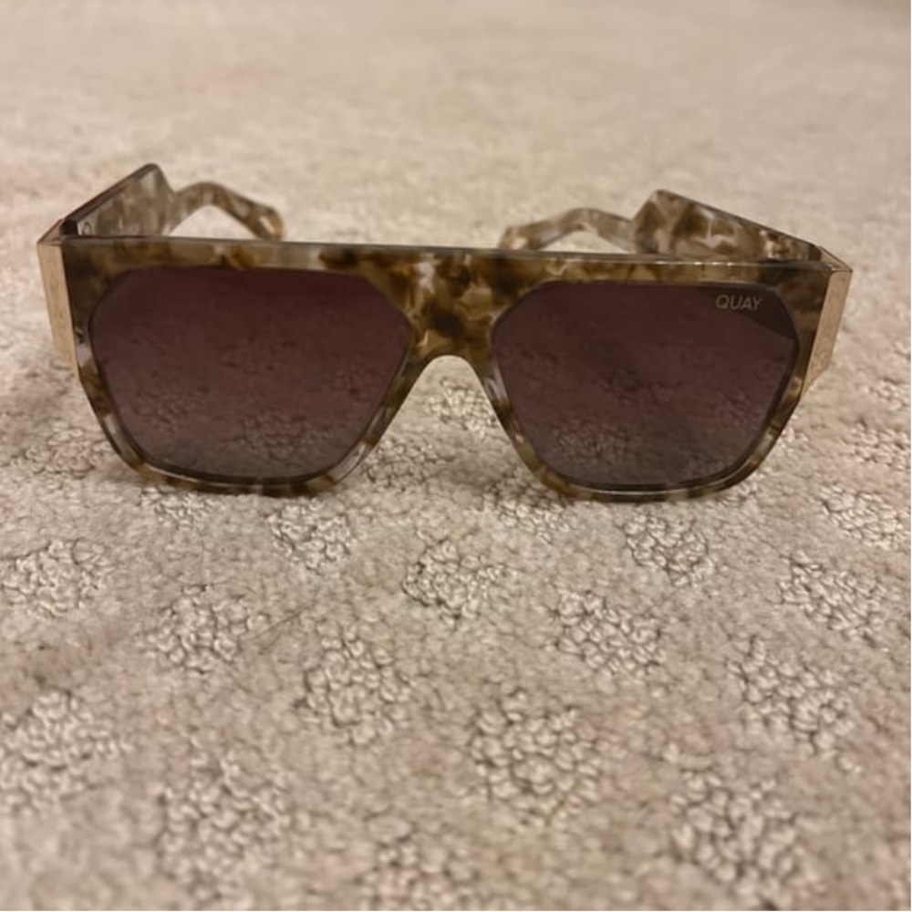 QUAY sunglasses